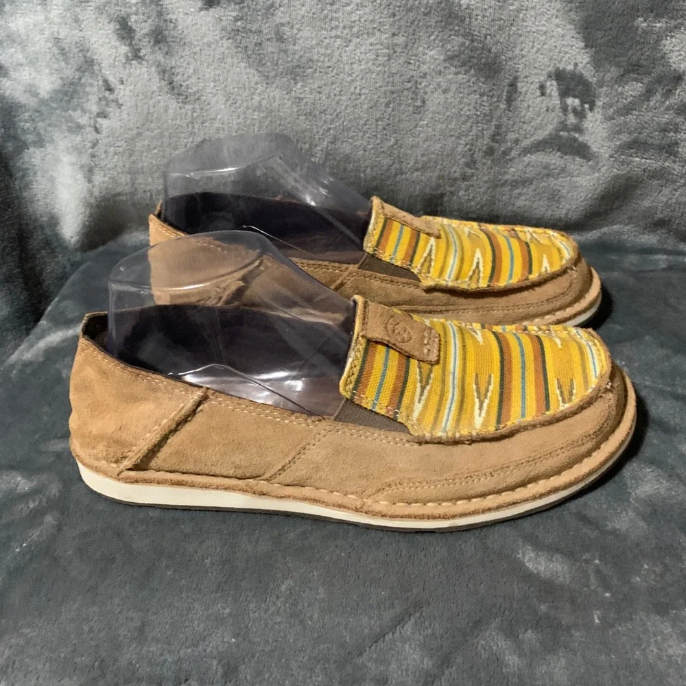 Ariat very good